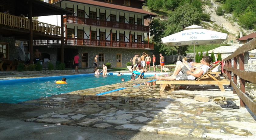 Etno Selo Vrelo & Camping Guest House Berane Luaran gambar