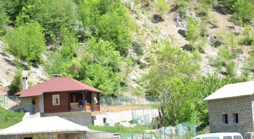 Etno Selo Vrelo & Camping Guest House Berane Luaran gambar